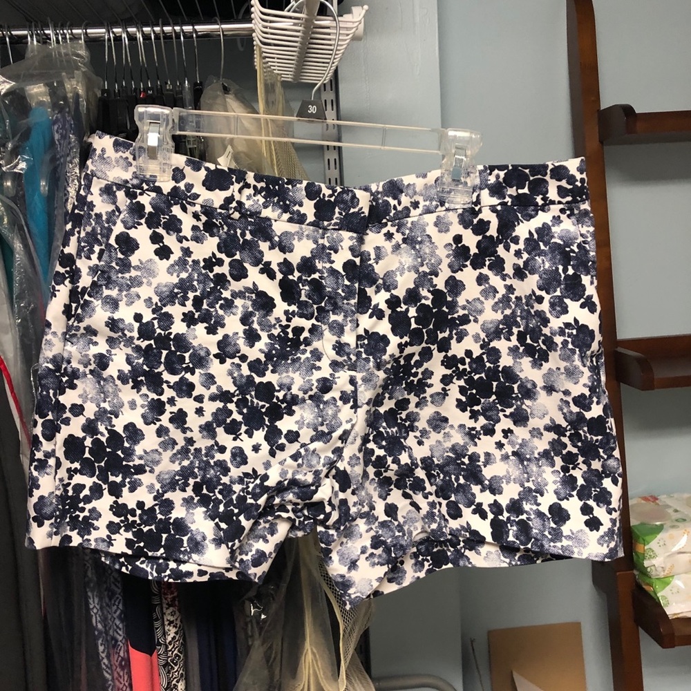 Michael Kors shorts size 12 (never worn)